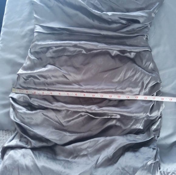 TAHARI Satin midi side gathered dress formal - Picture 5 of 7